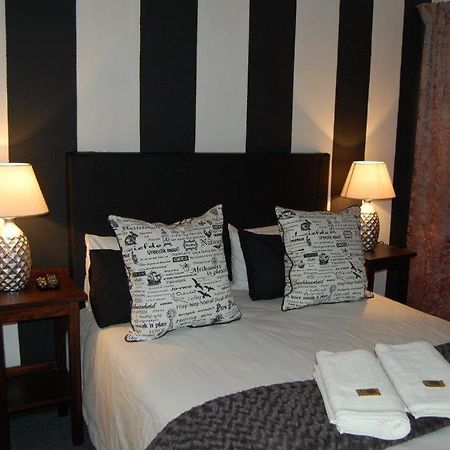7 Cities Guesthouse Cradock Dış mekan fotoğraf